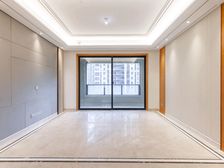 海珀滨江一期155平四房两卫510万新空未住