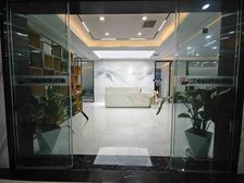 特价!汉峪金谷 全套家具配齐 户型方正 1.6元 拎包入住