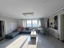 精装婚房,客厅带窗户,22年建成,月河路上巴塞小镇,有地下室