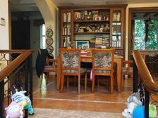 第九园联排别墅 美式豪华装修 位置好 前后院子 拎包入住