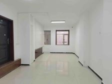 高碑店一层加地下新装修随时看房