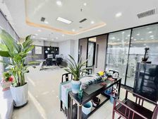 康宁街地铁口 亚新广场 新装修首次出租 全套家具 拎包办公