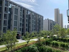 高端品质区次新房(赠送100平大院子)地下室5.8米可做两层