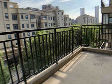 复地拜伦湾:电梯洋房·四开间朝南,一梯一户,南北通透,户型好