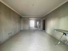 天兴翰林苑 大平层 南北通透大气4房2卫 中上楼层 全天太阳