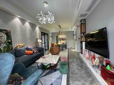 小姐姐闺房贱卖 李家沱芸峰兰亭现代风精装三室90平急卖81万