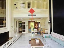 海花岛联排三层别墅,210平送花园送露台,268万含家具家电