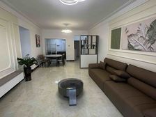 房主急售,价格美丽,精装修带家具家电