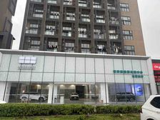 回抱率5个点临街4S店出售,即买即,租客重金装修