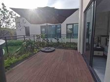 清栋急售,外面带30平花园,单价3000多