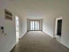 罗福宫毛胚3房 好楼层 位置好 亏本出 仅靠地铁 只要55w