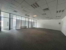 清扬地铁国金中心可通水做美业普拉提工作面积160-1600平