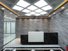 一号线地铁口商会大厦特价7加1户型,100到500平精装