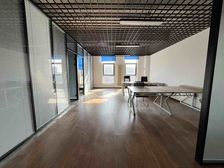 业主着急出租免/中/介/费/地铁口可实地注册精装带隔间