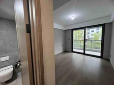 北海绍一中!镜湖华发3房129万 精装修送车位!看房随时