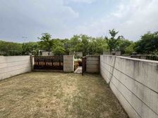 真房源急售 绿地中央公园 一楼洋房 看中价格好谈 南面靠湖