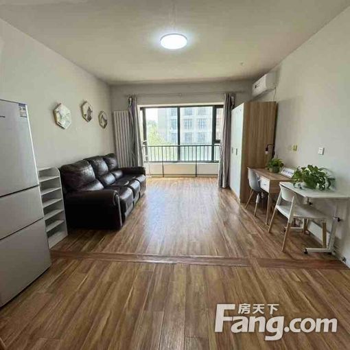 学院路精装两居有钥匙随时可住