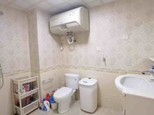 天玺香颂一楼带小院!精装三室!老证!可拎包入住!