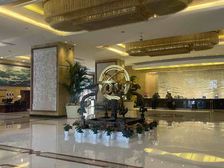 浦东九六广场紫金山大酒店陆家嘴紫金山大酒店重餐饮旺铺招租