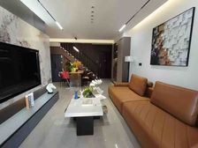 金科阳光小镇,大气4房两厅两卫,现代中古风,拎包入住