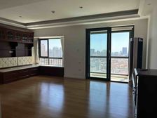 万科翡翠公园 南北通透 精装 三室两厅一卫 东打头 配套齐全