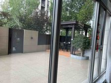 招商雍景湾 139平 精装 四室两厅两卫 一楼带院