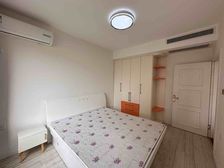 单价六千一平的精装三室两卫老证带家具家电!270度的转角阳台