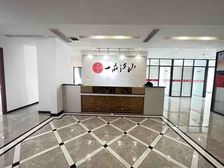 出租!办公室价格真实可议 联东U谷 圆融广场 电梯口随时看房