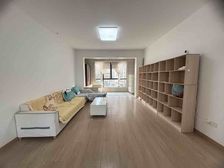 红谷新城电梯房 小高层 南北通透精装三房2卫 采光好 读立德