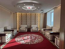 朝阳区建德门地铁2千平遗留装修3元全含20隔间200人工区