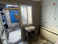 西四 私产平房 125万 两证齐全 有钥匙