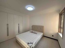 ??三中!滏阳小学!精装未住!电梯两居室!老证可拎包入住