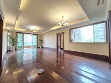 华丽家族中心位置4房178平1699万有车位