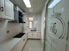 八中!赠车位!赠小房!单价六千多一平的电梯房!拎包入住!