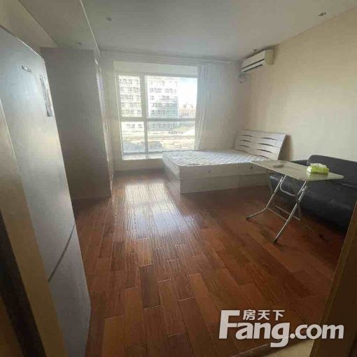 第三区,朝北开间,5层,全齐,4000出租