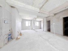 大红本在手晋阳街公园三叶草户型中间楼层