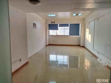 华星时代广场42平租1300