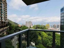 传统豪宅地段,邻近中环金融中心和名购物中心,尖子校网11区