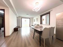 物业租售部免佣金 全明格局三居 适合一家三代居住