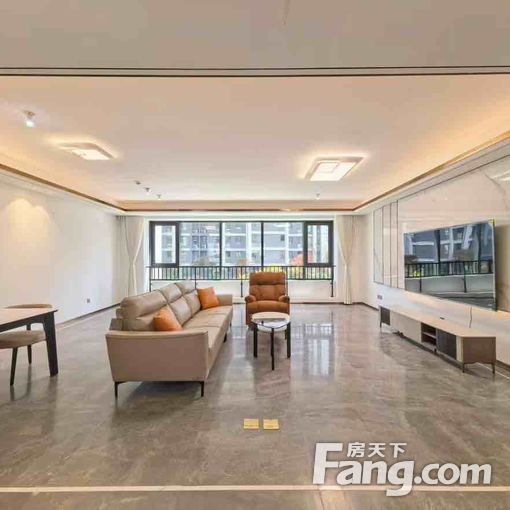 首租绿地凤栖澜玥三室双卫全套芝华士家具随时看房5800每月