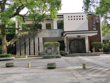 穿山公园彰泰第六园临街独栋带多车位带院子