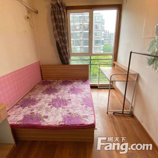 西二旗 燕尚园 单间 落地窗 带空调