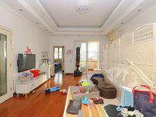 南北通透王府温馨公寓5室2厅精装修