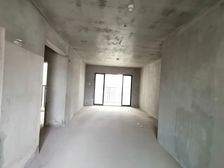 带车位笋盘!靓房推荐,130万买万象汇地铁口 南北对流四房