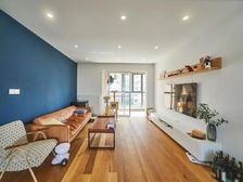 117平 精装修 朝南 3室2厅 楼层好 视野无遮挡