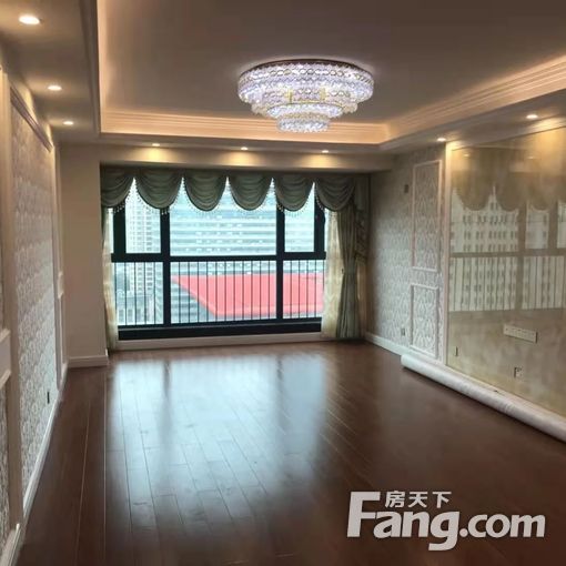 ÈٺͶ«Ã˹ú¼ÊºÀ»ª×°ÐÞ±ãÒ˳ö×â