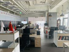 西红门嘉悦广场精装大复式 带卫生间空调 有家具