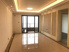 豪装全新没入住,楼层位置好,南向,甲A级房源,诚心出售