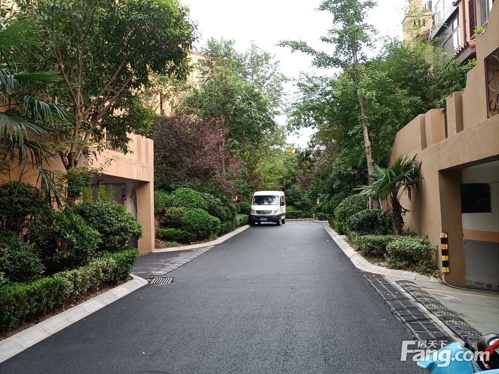 正商红河谷4室2厅2卫 南北通透 高层采光好 满五年