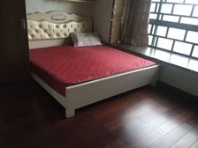 日月星城4室2厅2卫南朝向280.0万元/套出售